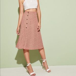 Shein Floral Skirt. Size XS.
